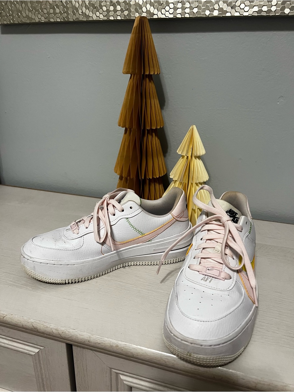 Nike Air Force 1 PLT.AF.ORM White Pearl Pink Platform Sneakers Women’s Size 8
